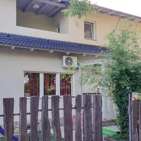 One-bedroom In Διαμέρισμα *